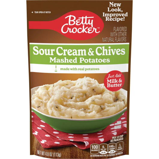 Betty Crocker Sour Cream & Chives Mashed Potatoes (4 oz. pouch)